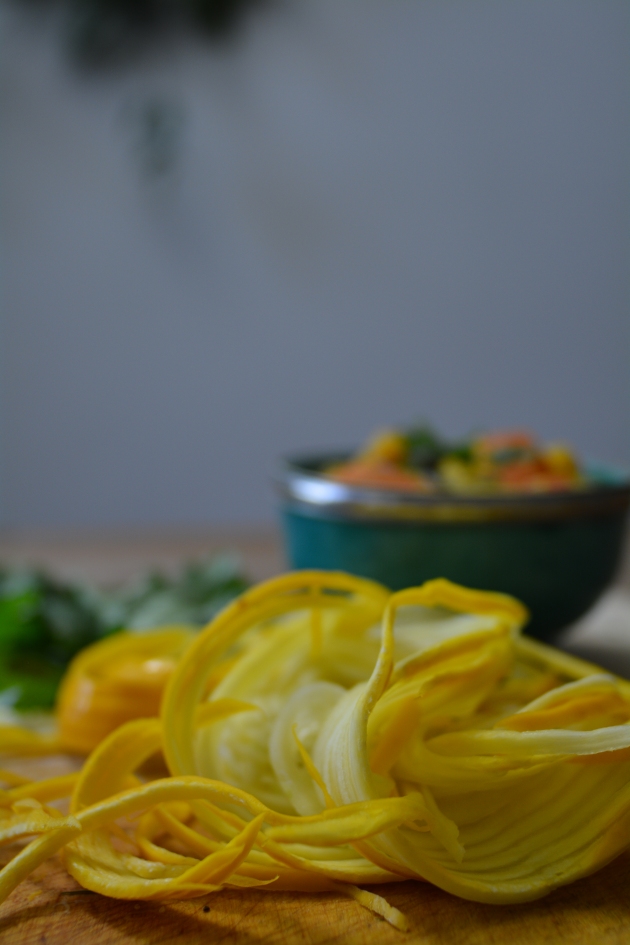 Yellow courgette ready for zoodles in the low carb gluten free kabocha-letil curry
